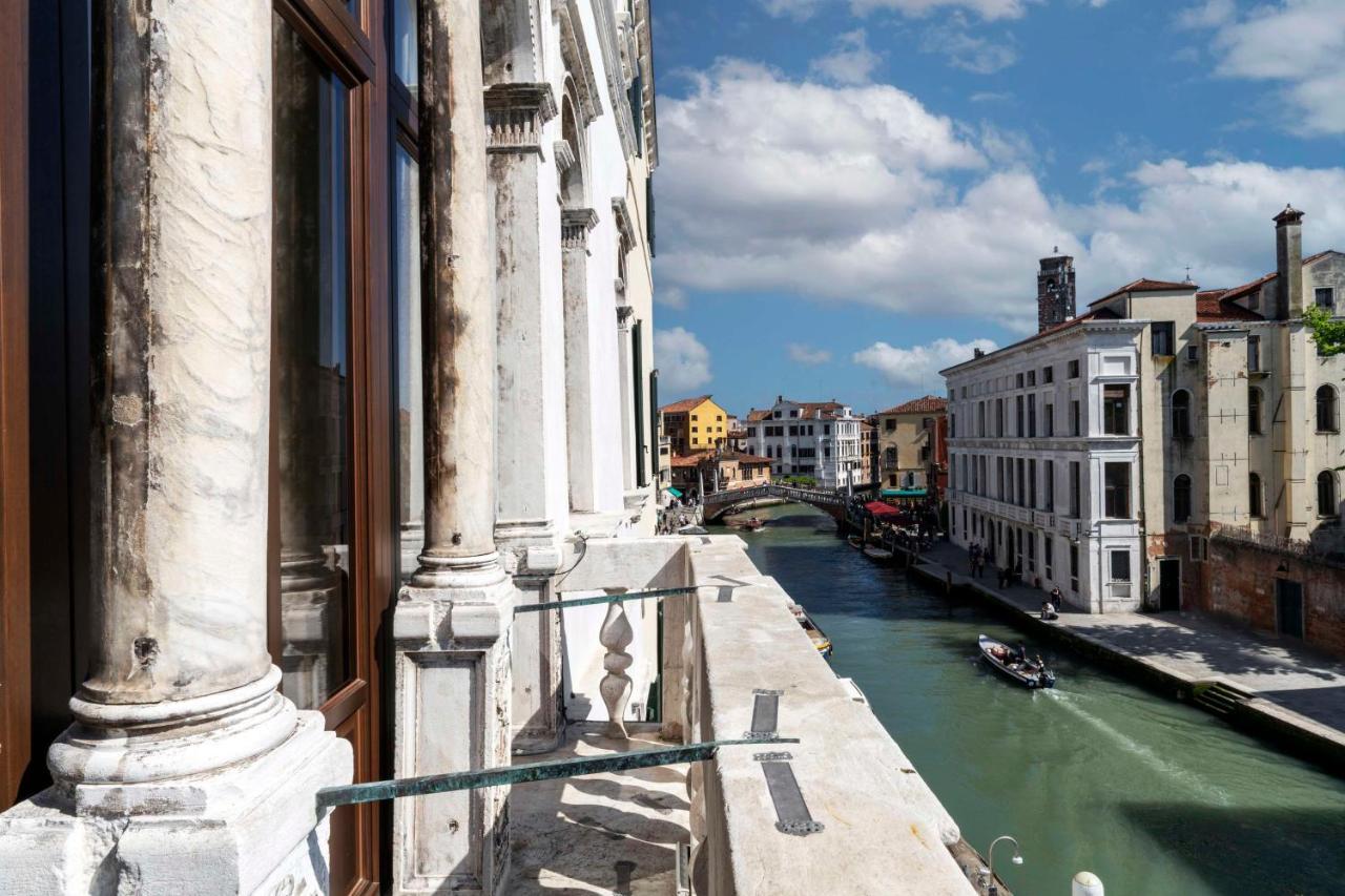 Radisson Collection Hotel, Palazzo Nani Venetië Buitenkant foto The Canal Vena