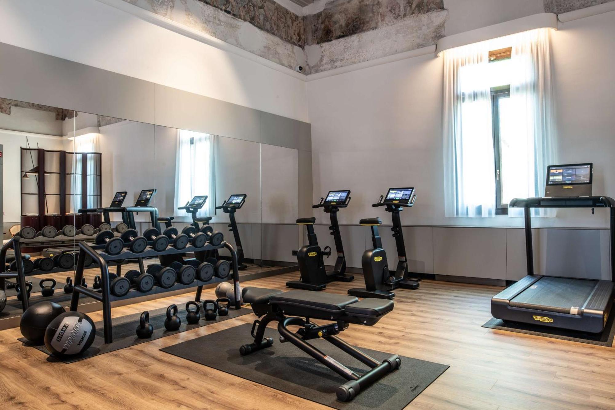Radisson Collection Hotel, Palazzo Nani Venetië Buitenkant foto The gym at the hotel